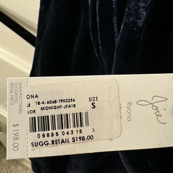 Joie Ryona Sleeveless Velvet Turtleneck Bodysuit, Black - SZ Small NWT! - Picture 6 of 7